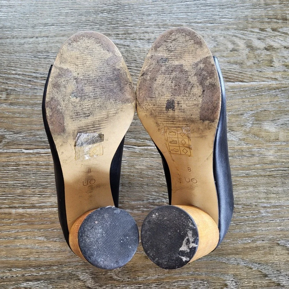 Urban Outfitters Black Leather Peep Toe Mules Chunky Wood Block Heel Sandals 8